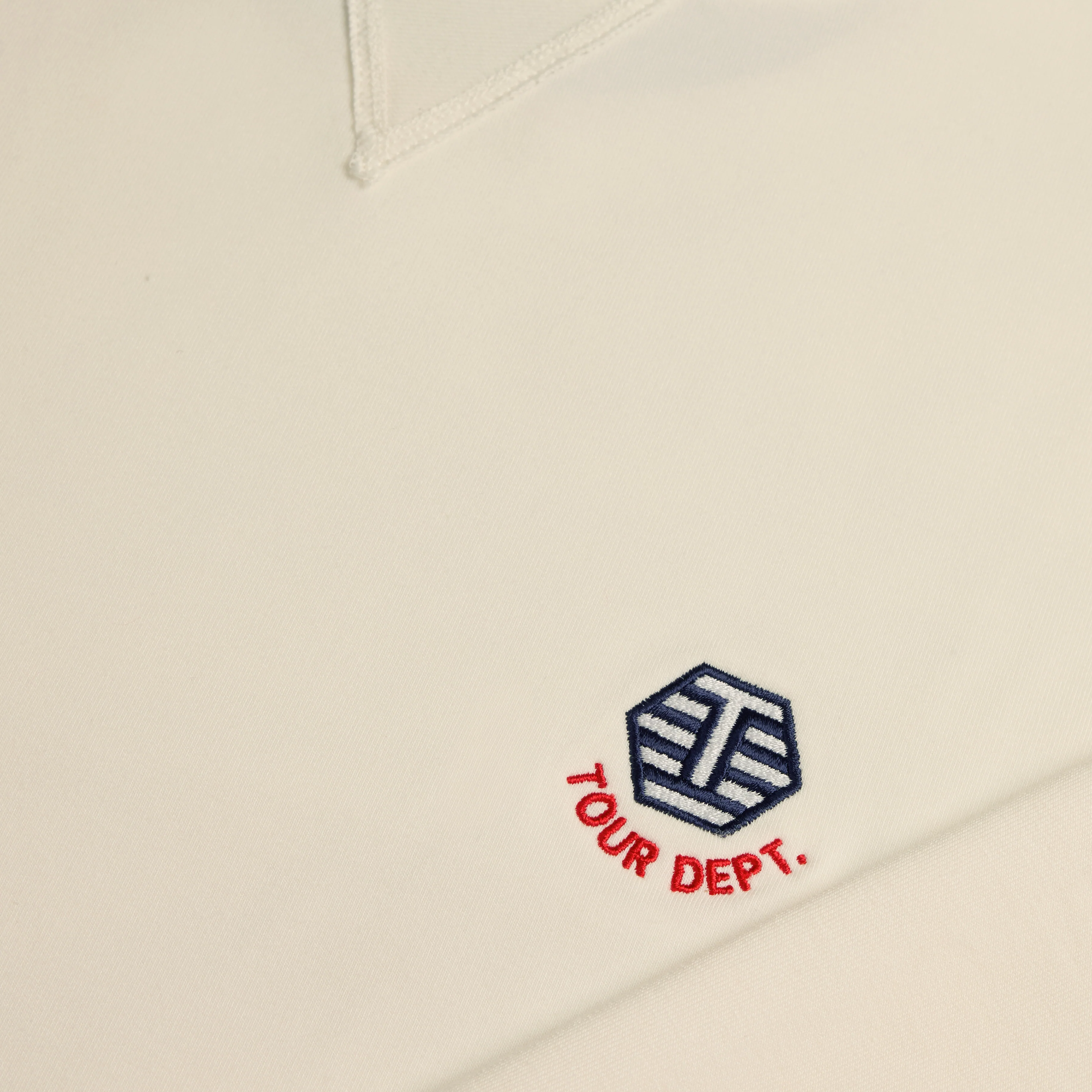 Bettinardi Johnnie-O Tour Dept. Willard Crewneck (Sand Dollar) - Image 4
